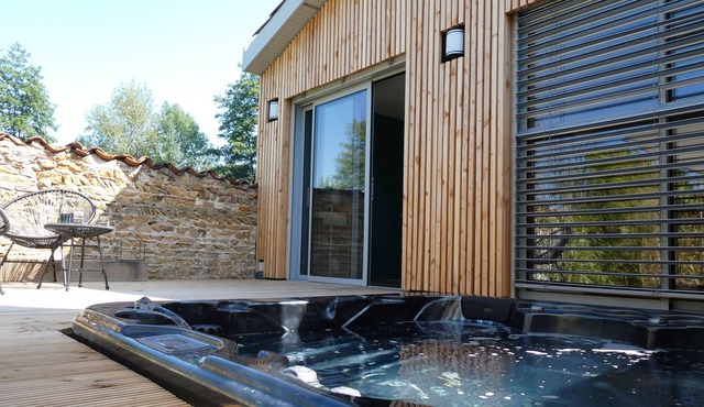 Spa and sauna in the heart of the golden stones: the shelter