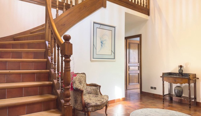 Spacious 150 m² Home – Garden, Balcony, Fire Pit, and Outdoor Amenities