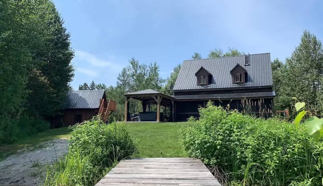 Spa & Kenogami Lake | Chalet le Rustik