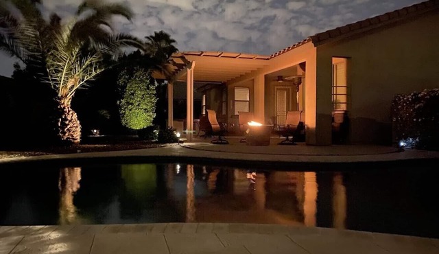Spa like home, walk to the stadiums, with a private heated pool & newly updated!
