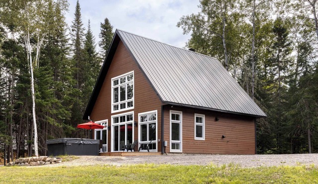 Spa, Nature & Adventure | Rustique Chalet
