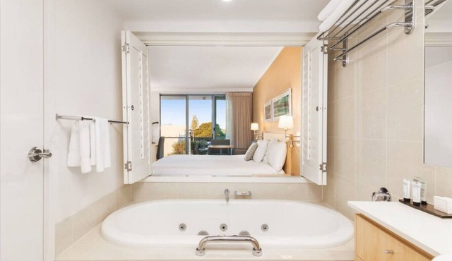 Spa Retreat Ballina - Your own private spa to enjoy - FREE Wi-Fi