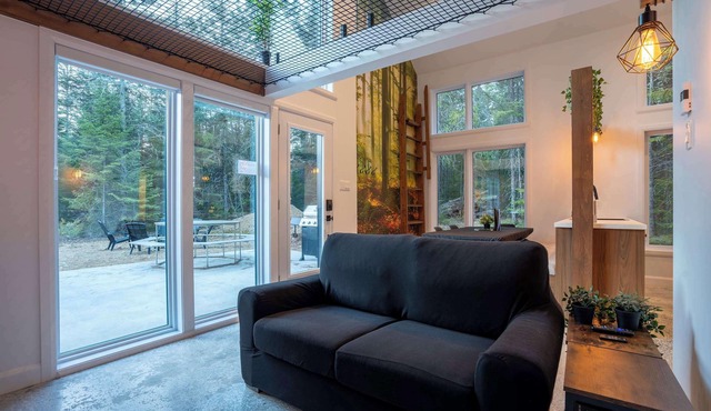Spa & Riverside Retreat | Le Ptit Duc