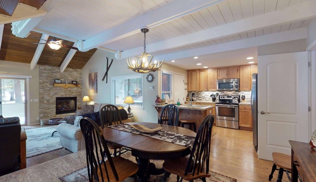 Spa-Side Escape with A/C, BBQ & Lodge-Style Charm