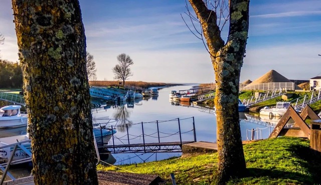 Spacious 3-bedroom family home with enclosed garden