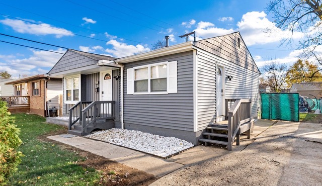 Space Camp - 4 Bedroom Ranch with Barcade, Playground and Gameroom