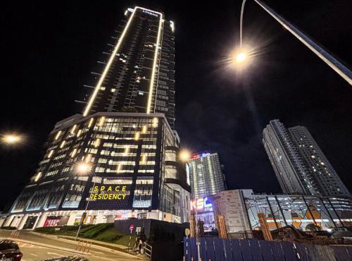 Space Residency by Lions Bay Walking to KSL City Mall