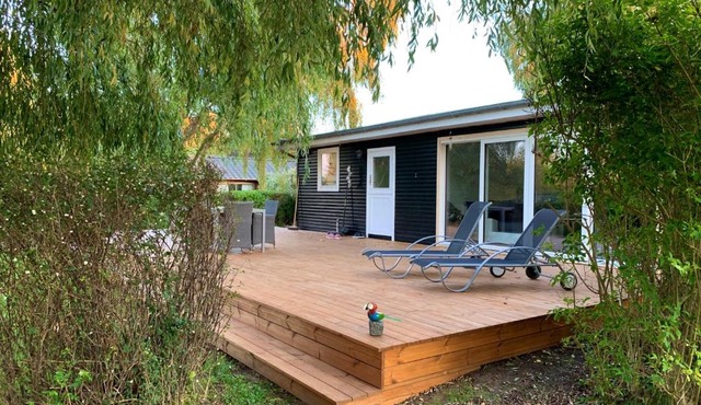 Spacey and charming cabin 300 m. from beach