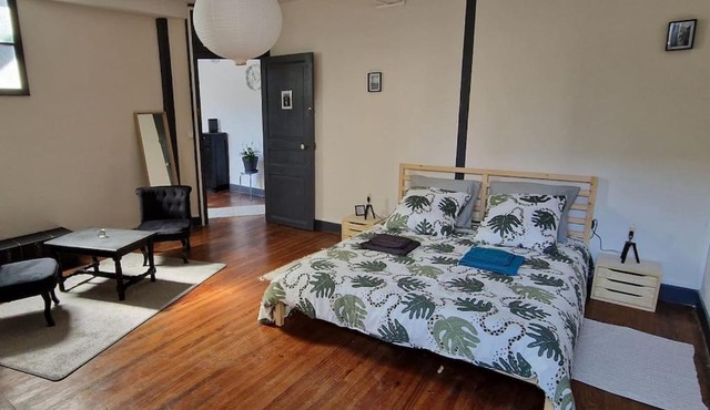 Spacieuse Maison de ville - Quartier Calme - 10 Personnes