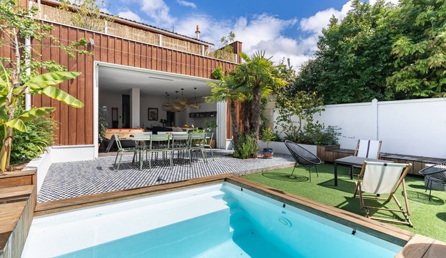 Spacieuse Maison de Ville Pour 8, Avec 4 Chb/4sdb, Piscine et Cheminée