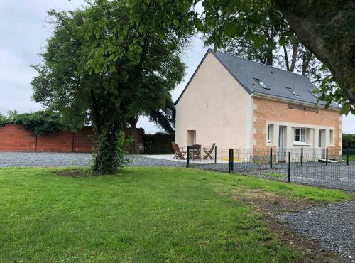 Spacieuse maison près du Mans avec jardin, idéale pour séjours pro, 4 chambres, Wi-Fi, parking - FR-1-410-330