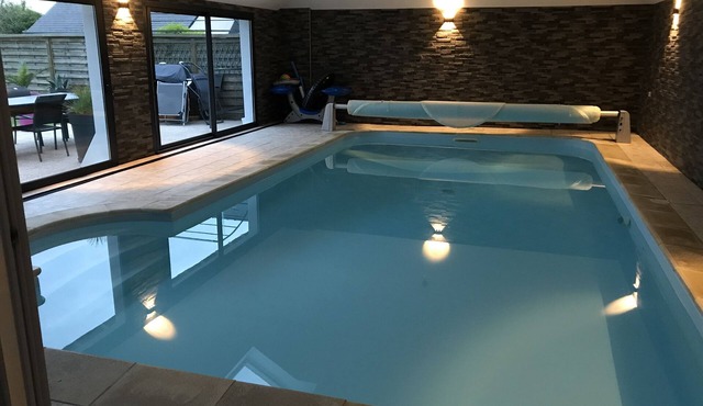 Spacieuse Villa 4 Avec Piscine Intérieure