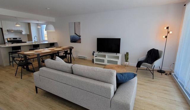 Spacieux 3 Chambres à Coucher à 5 min du Vieux-qc