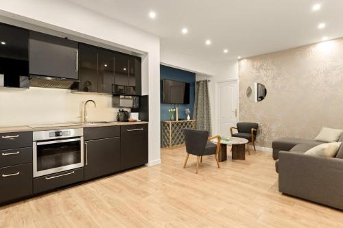 Spacieux appartement à Paris- 10 voyageurs