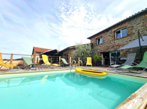 Spacieux gîte en campagne avec piscine et spa - FR-1-496-296