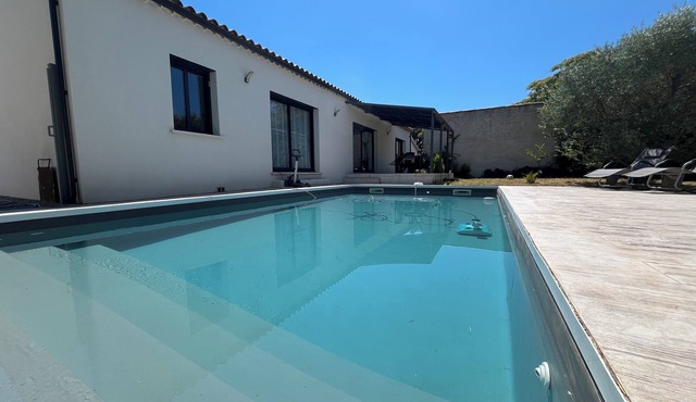 Spacious villa with pool