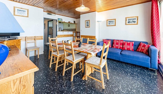 Spacious 8 pers. apartment at the foot of the slopes