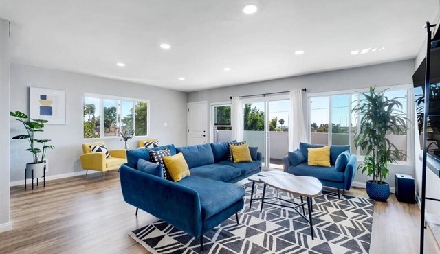 Spacious 3-bedroom condo in delightful View Park-Windsor Hills with great views