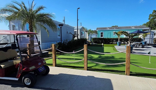 SPACIOUS 1 BEDROOM HOUSE IN DISNEY AREA 5 STAR RATED MILL CREEK RESORT 2752