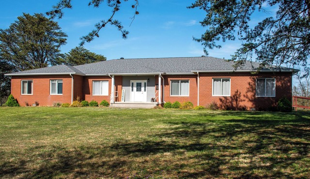 Spacious 10 Bedroom Home-Perfect for Large Groups