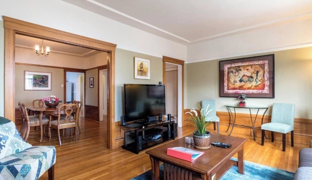 Spacious 1400sf Family Suite Private Garage Walk to Presidio & Baker Beach