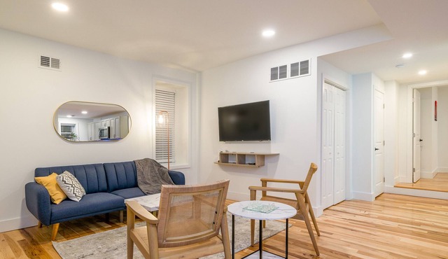 Spacious 1Bd in Cornhill+Parks.+Waterfall+Bars