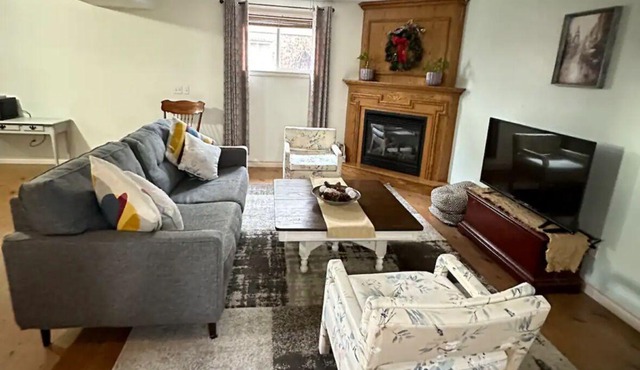 Spacious 1Bed 1Bath Guest Suit unit