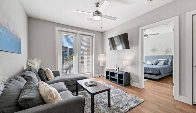 Spacious 1bed w/Pool+Gym+Free Parking+Stockyards