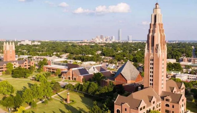 Spacious 1BR Apt Sleeps4 by OCU - Office Fast Wifi