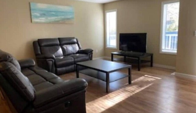 Spacious 2 Bdm. Accessible.nn