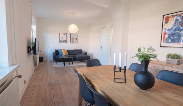 Spacious 2-Bed Apartment in Aalborg