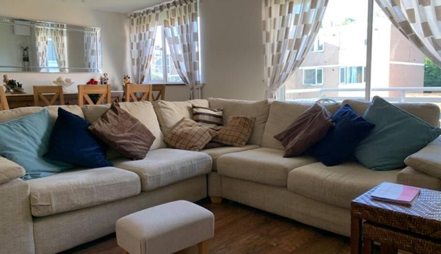 Spacious 2 Bed Elstree Borehamwood Hertfordshire