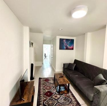 Spacious 2-Bed Home with Garden