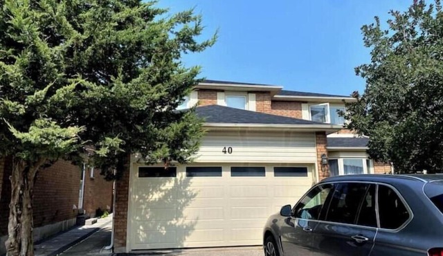 Spacious 2-Bed-Room near Yonge & Major Mackenzie