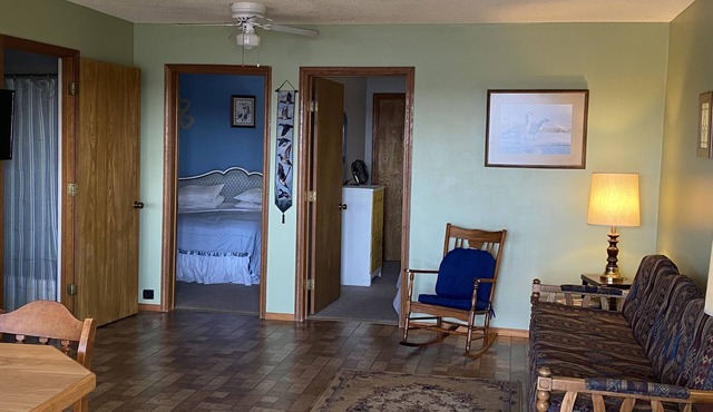 Spacious 2 bedroom condo with stunning lake view #11