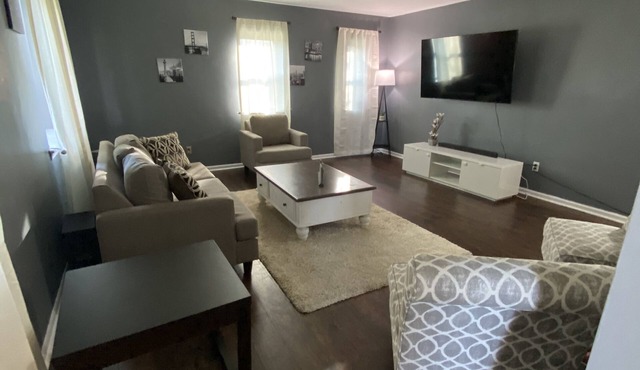 spacious 2 bedroom, 2 bathroom condo