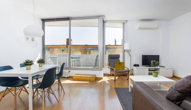 Spacious 2-Bedroom Apartment with Balcony Near the Beach