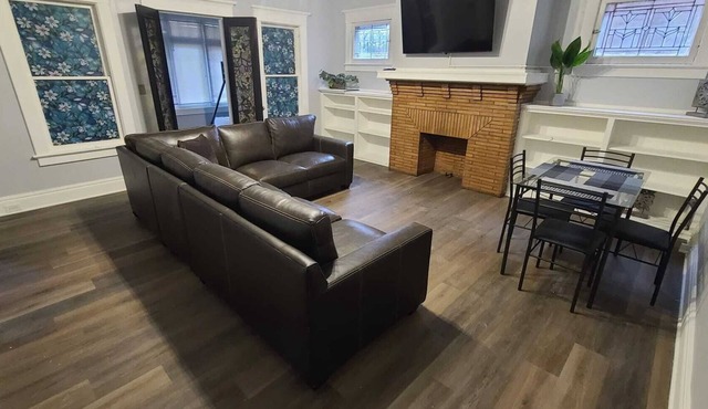 Spacious 2 bedroom apartment