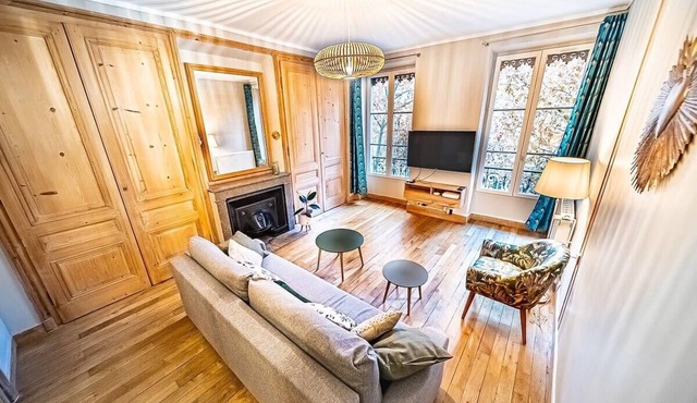 Spacious 2-bedroom apartment – ​Confluence district, Lyon 2nd arrondisseme