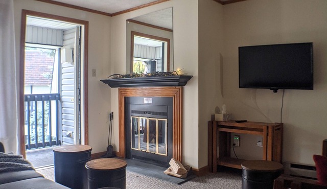 Spacious 2 Bedroom Blue Knob Ski Condo Mountain Getaway