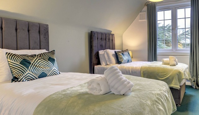 Spacious 2 Bedroom Flat ideal for families and contractors