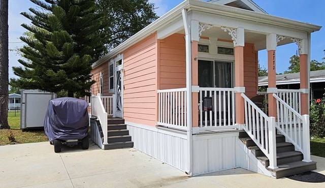 SPACIOUS 2 BEDROOM HOUSE IN DISNEY AREA 5 STAR RATED MILL CREEK RESORT 2772 W
