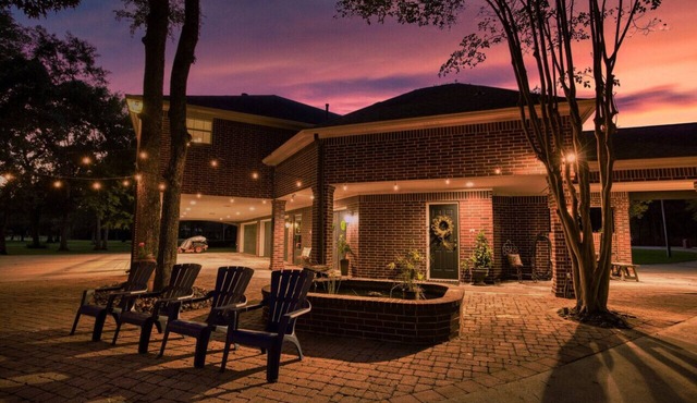 Spacious 2 bedroom Magnolia retreat on 13 acres.
