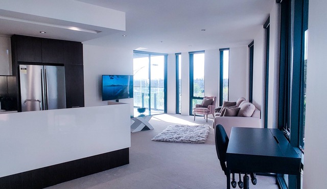 Spacious 2-bedroom suite, luxury living, with Indoor Pool, Sauna, Gym