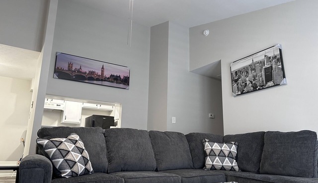 Spacious 2 bedroom with balcony