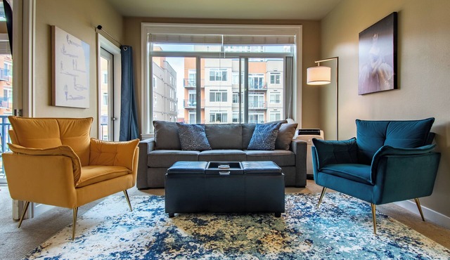 Spacious 2 BR Condo in the Heart of the City