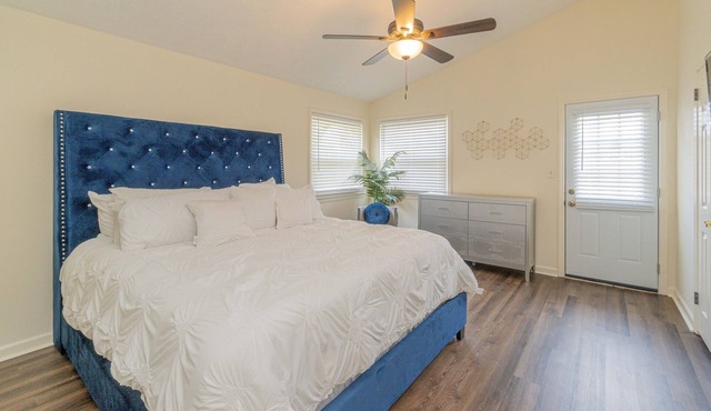 Spacious 2 BR Westminster Wonder w/Porch & Office