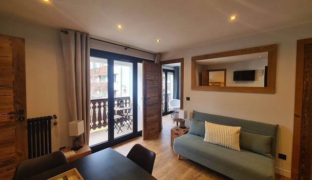 Spacious 2-Room Apartment for 5 in Village Center, Near Slopes