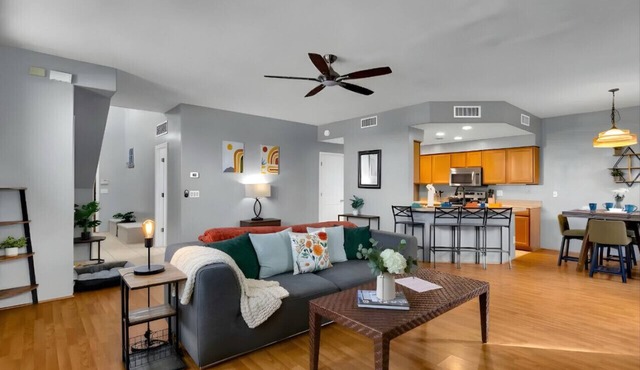 Spacious 2-Story Townhome | Patio & Parking