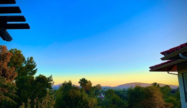 Spacious 2bed 1.5bath, 5min. drive to Rancho Bernardo Inn, Clubhouse, Starbucks!